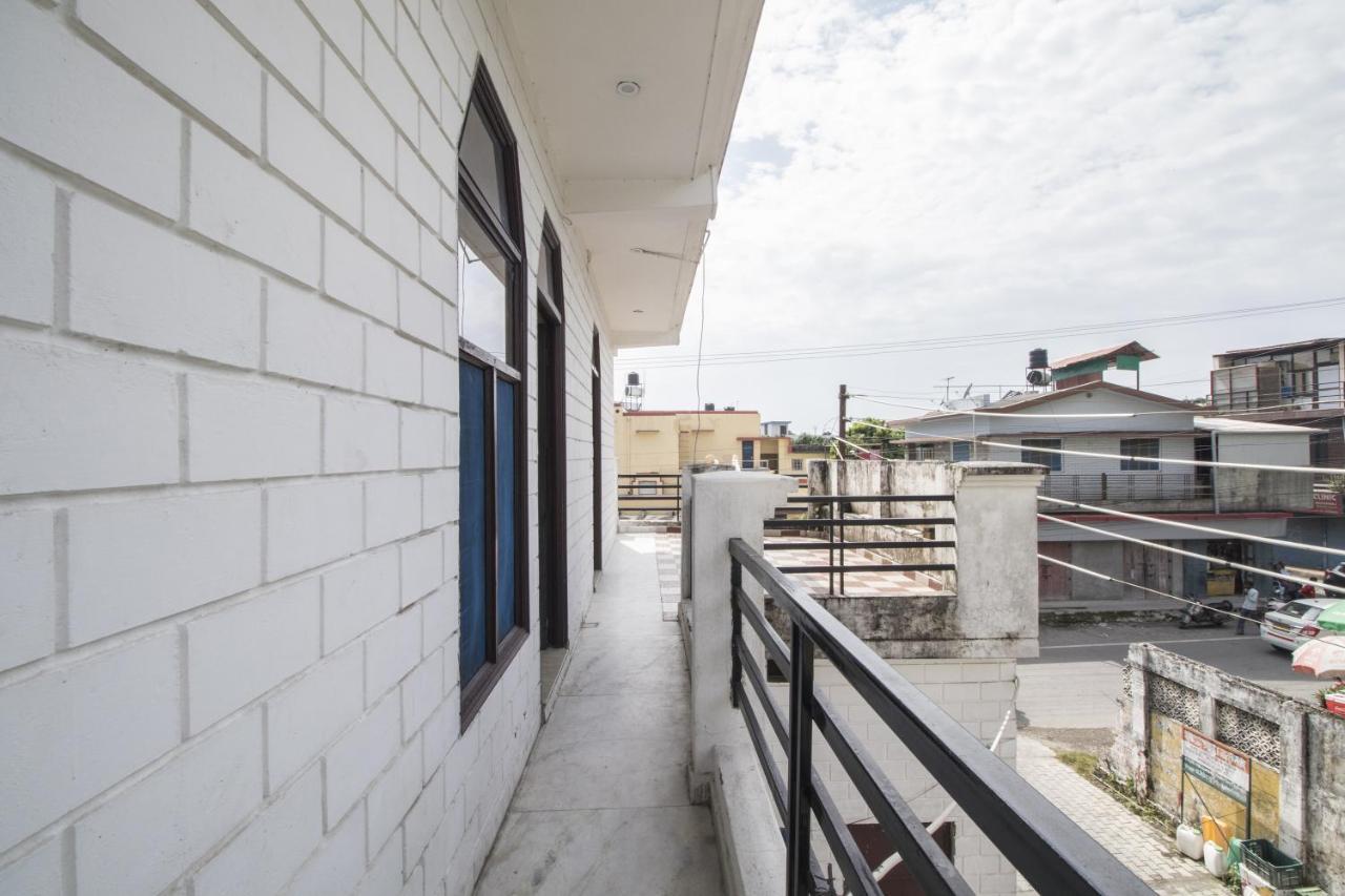 Hotel Bajaj Inn Dehradun Luaran gambar
