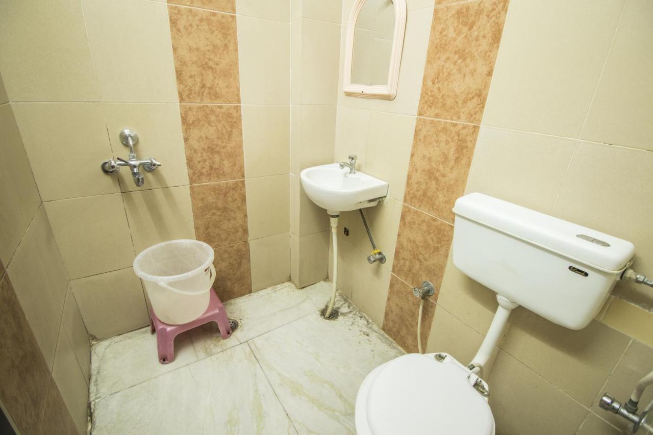 Hotel Bajaj Inn Dehradun Luaran gambar